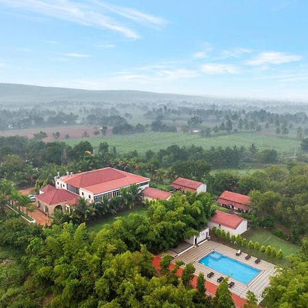 Sterling Banashree Badami Hotel Exterior photo